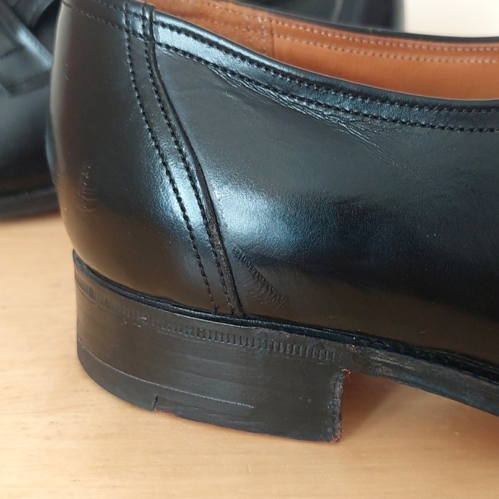 Black Leather Slip-On Men’s Dress Loafers - Picture 13 of 16